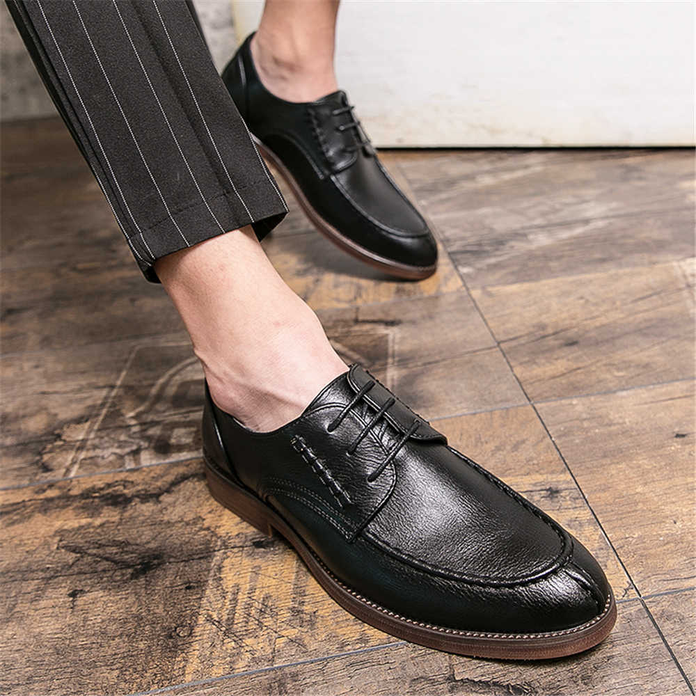 Chaussures élégantes antidérap - Men Formal Wear With Sneakers avis et prix